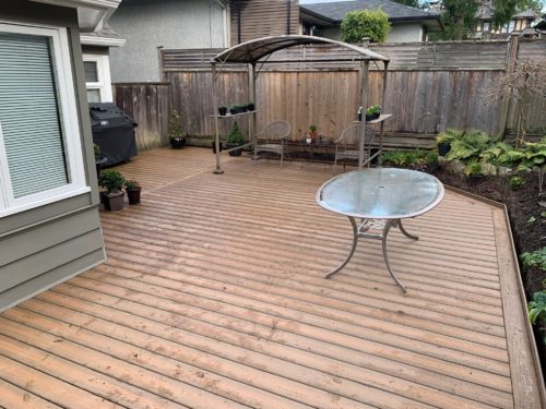 Burnaby Composite Toasted Sand Garden Deck - AFTER (11)