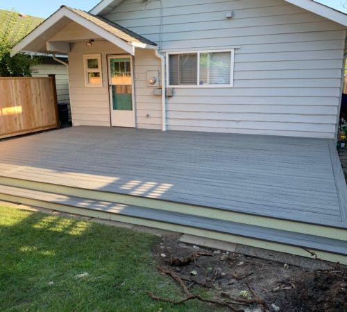 Burnaby Trex Composite Deck + Boarder (5)